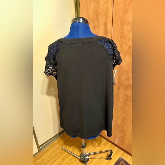 Torrid Blouse with Lace Cap Sleeves - Picture 3 of 8